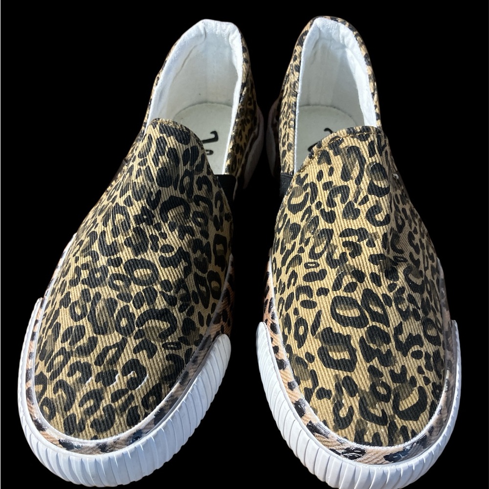 Very G Leopard Print Women's Slip-On Sneakers